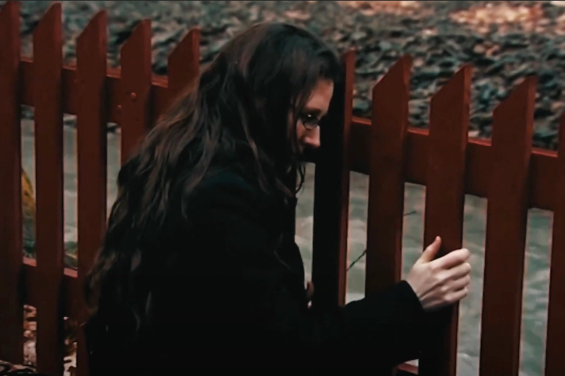 Viral Kisah Cinta Unik, Perempuan Ini Jatuh Hati ke Pagar