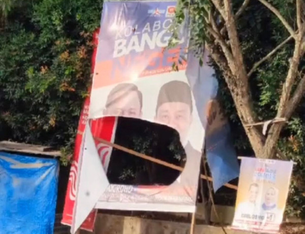 Dua Orang Tak Dikenal Rusak APK Agung Nugroho-Markarius Anwar