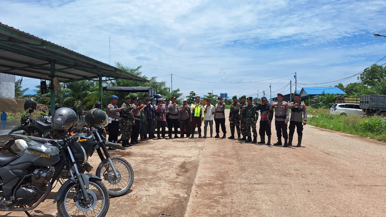 Polsek Bangko Pusako Gelar Patroli Gabungan Berskala Besar, Pastikan Situasi Kondusif
