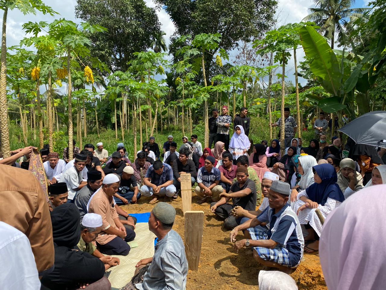 Aksi Heroik Mahasiswa UIR, M Adan Tolong Teman Kakinya Patah Akibat Erupsi Marapi