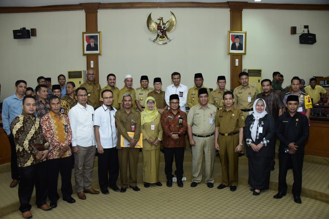 Pjs Bupati Inhil Hadiri Rapat Pemantapan Persiapan Pilkada Serentak Tahun 2018