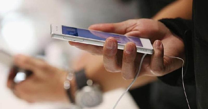 WhatsApp, YouTube, BBM, Siapa yang Paling Populer di Indonesia?