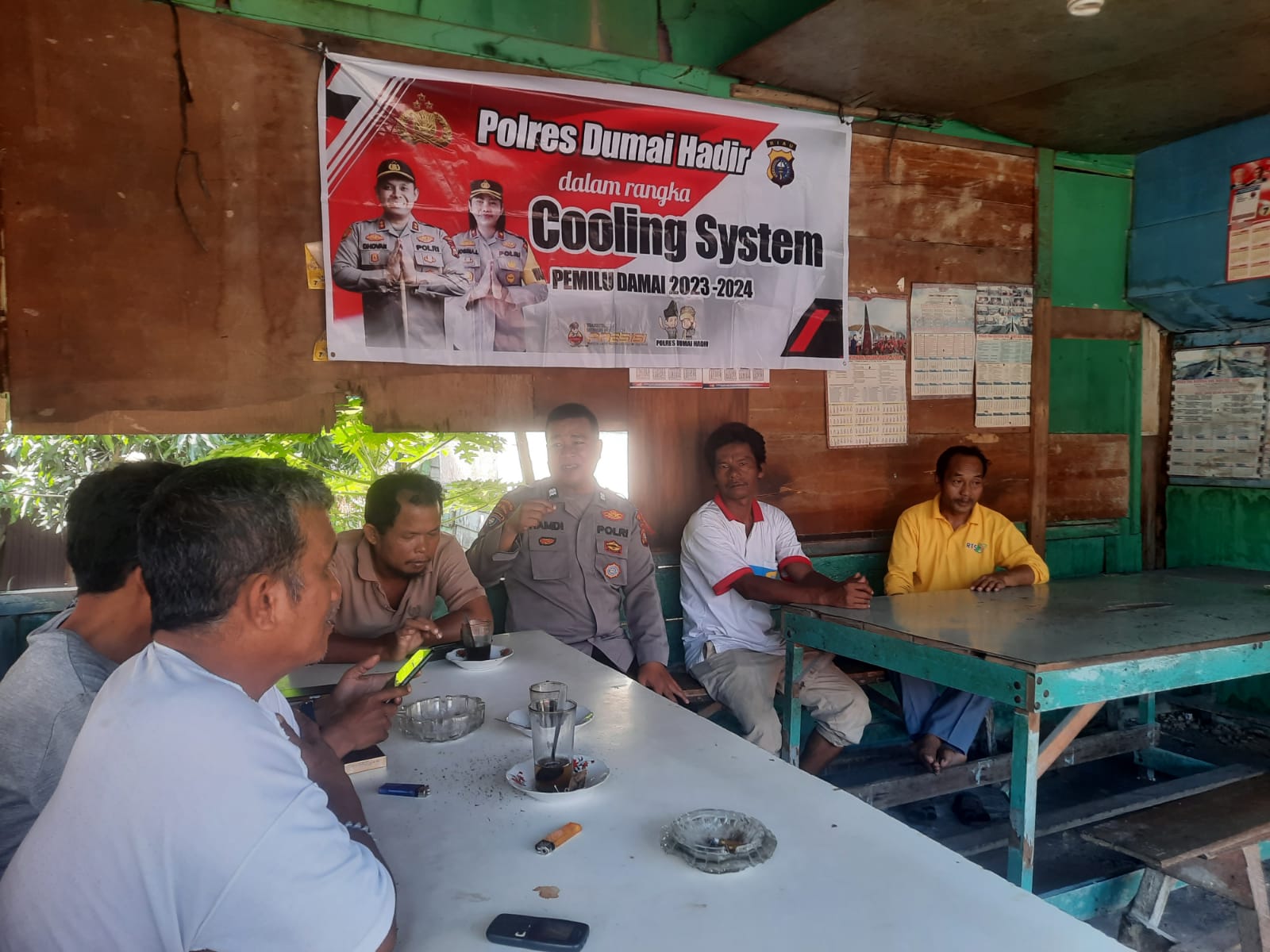 Personel Polsek Dumai Kota Jalan Kaki Jaga Kamtibmas Jelang Pemilu