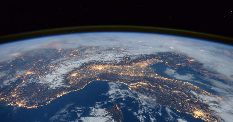 Tanda-Tanda Kiamat dalam Penjelasan Alquran dan Sains