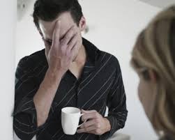 5 Tanda Pasangan Selingkuh Saat LDR, Kamu Perlu Waspada!