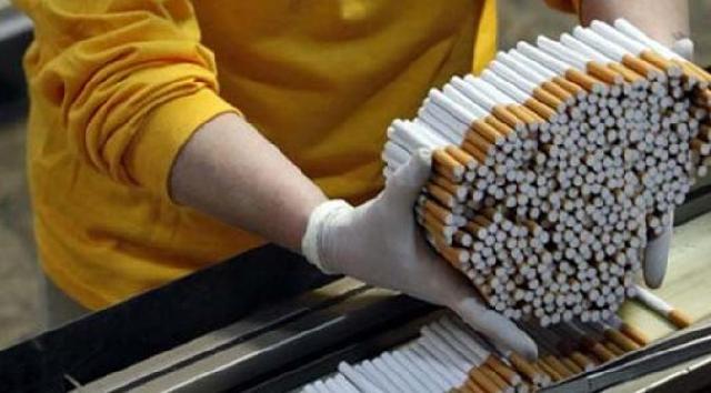 DPR Minta Kenaikan Cukai Rokok Dibahas Bersama