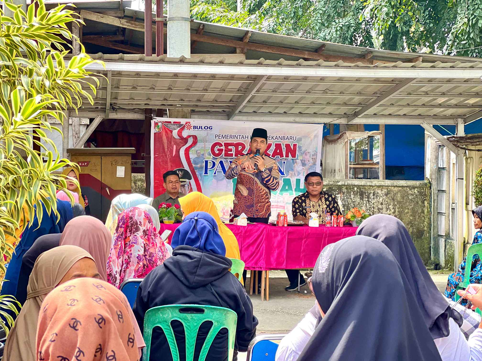 Disambut Antusias Warga, Disperindag Pekanbaru Gelar Pasar Murah di 150 Titik