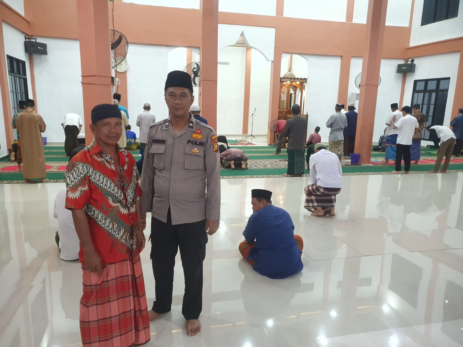 Cooling System di Masjid Al Istiqomah, Aipda Febri Imbau Masyarakat Pulau Burung Tak Mudah Terprovokasi