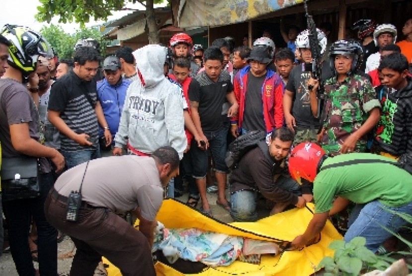 Sadis, Pria Ini Bunuh Ibu Kandung dan Istrinya
