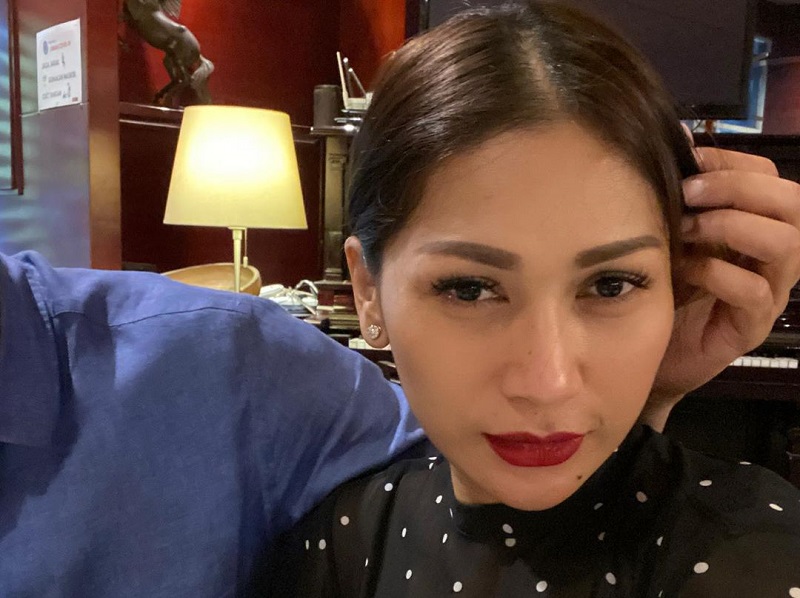 Sebelumnya Kaki dan Tangan Saja, Tata Janeeta Resmi Pamer Wajah Brotoseno