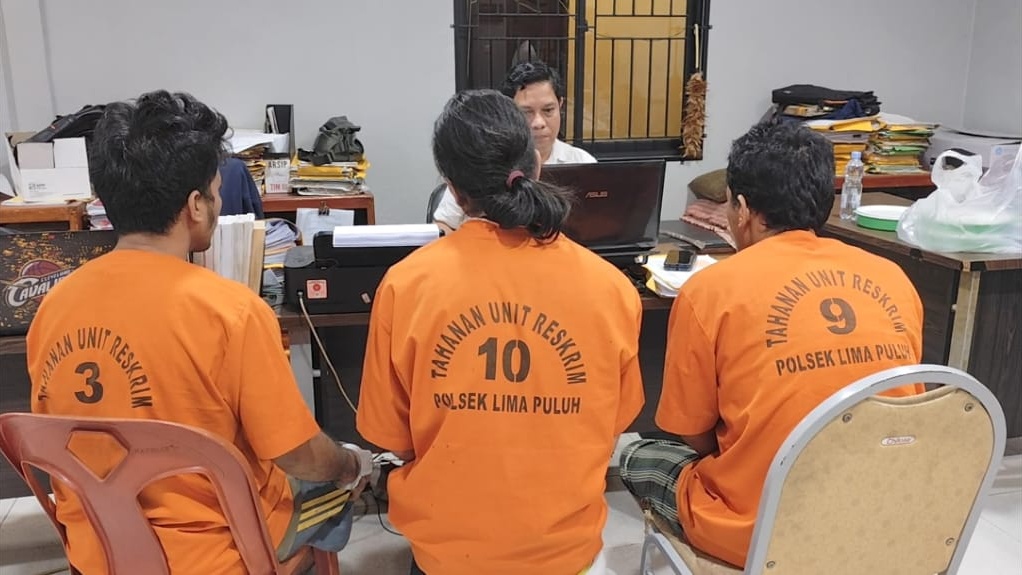 Bobol Rumah Terbakar di Pekanbaru, Tiga Pelaku Diamankan Polisi