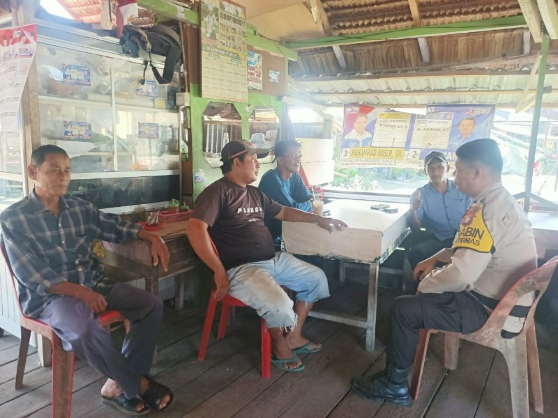 Polsek Batang Tuaka Sosialisasikan Pilkada Damai 2024 di Desa Gemilang Jaya