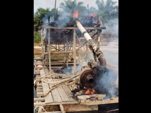 Polsek Cerenti Musnakan Rakit PETI di Lahan PT Agrinas Nusantara