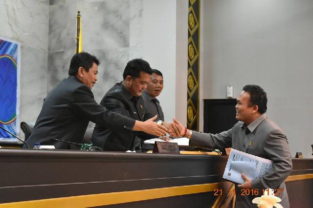 DPRD Pekanbaru Sahkan Perda Pencegahan Perumahan Kumuh dan Pemungkiman Kumuh