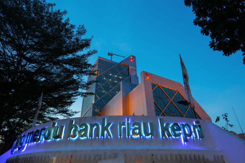 Pemprov Riau Masih Tunggu Keputusan OJK Terkait Penunjukan Pimpinan BRK Syariah