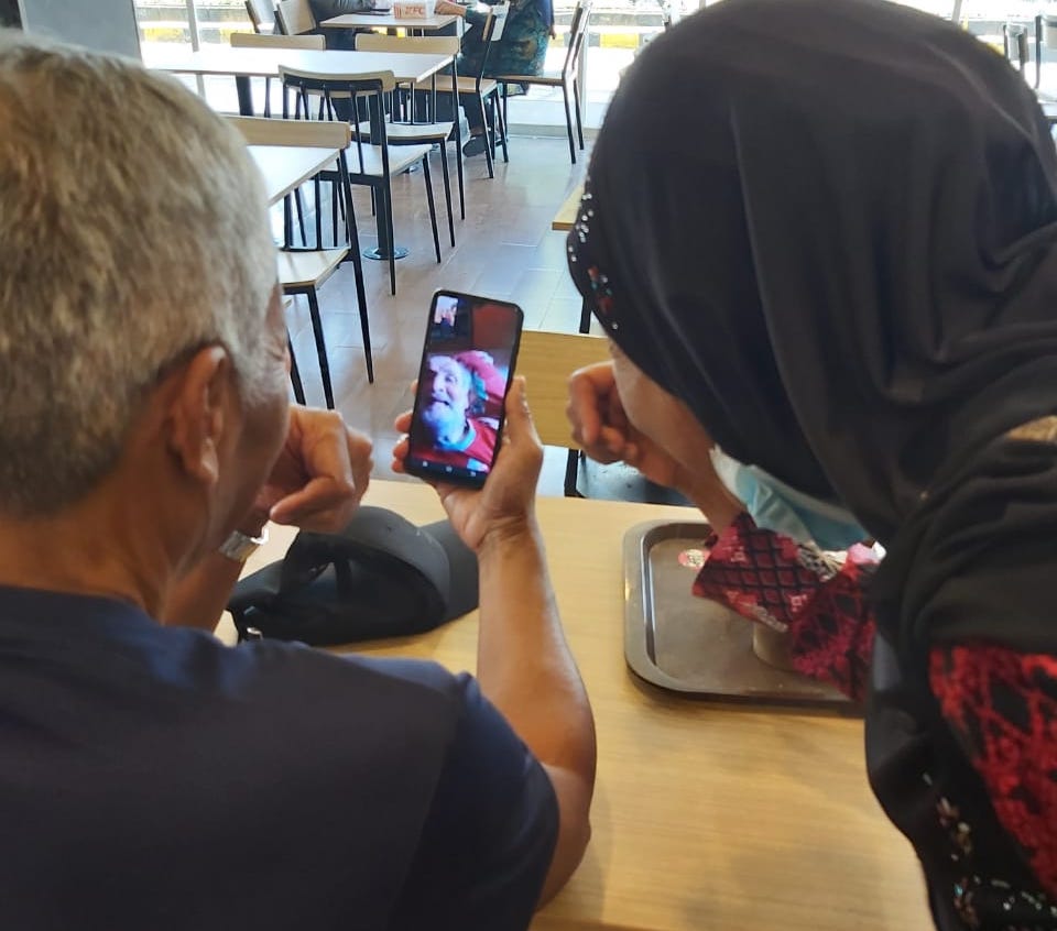 Bertemu Striker Idola, Hadi Ismanto Video Call Mantan Pelatihnya Paul Anthony Cumming