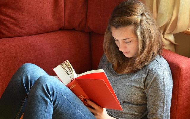 Malas Membaca, Begini Nih Cara Menumbuhkan Minat Baca