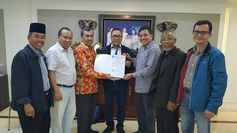 Breaking News : PAN Resmi Usung Syamsuar-Edi Nasution di Pilgubri