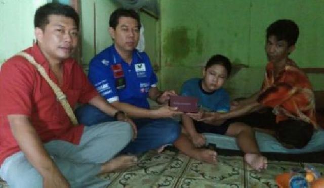 Mengalami Pergeseran Tulang Belakang, Yoga Tidak Bisa Lanjutkan Sekolah