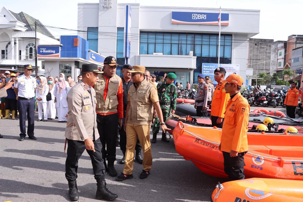 Hadapi Musim Hujan, Kapolres dan Wabup Rohil Kompak Antisipasi Banjir