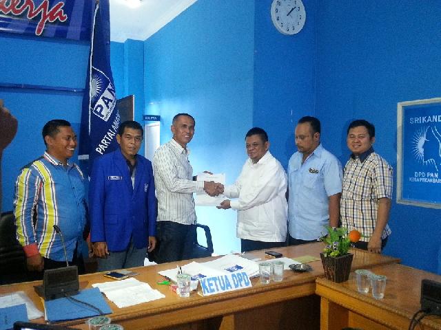 Cari Dukungan Jufri Zubir Mendaftar ke PAN Pekanbaru