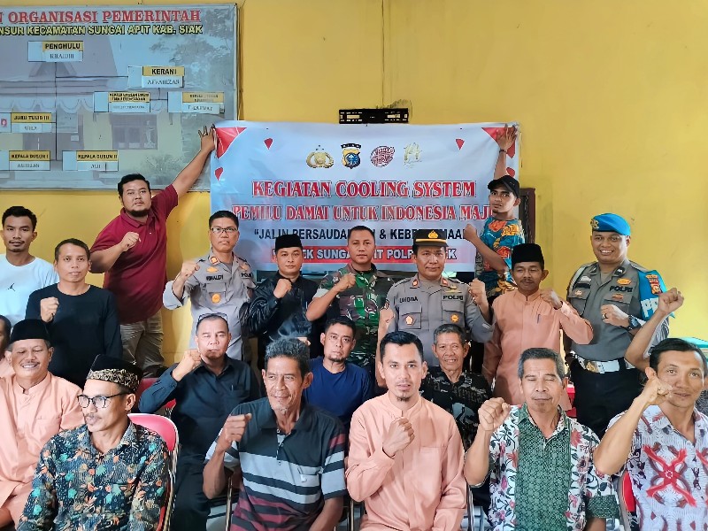 Cooling System Pemilu Damai 2024, Polsek Sungai Apit Gelar Coffee Morning Bersama Tokoh Masyarakat