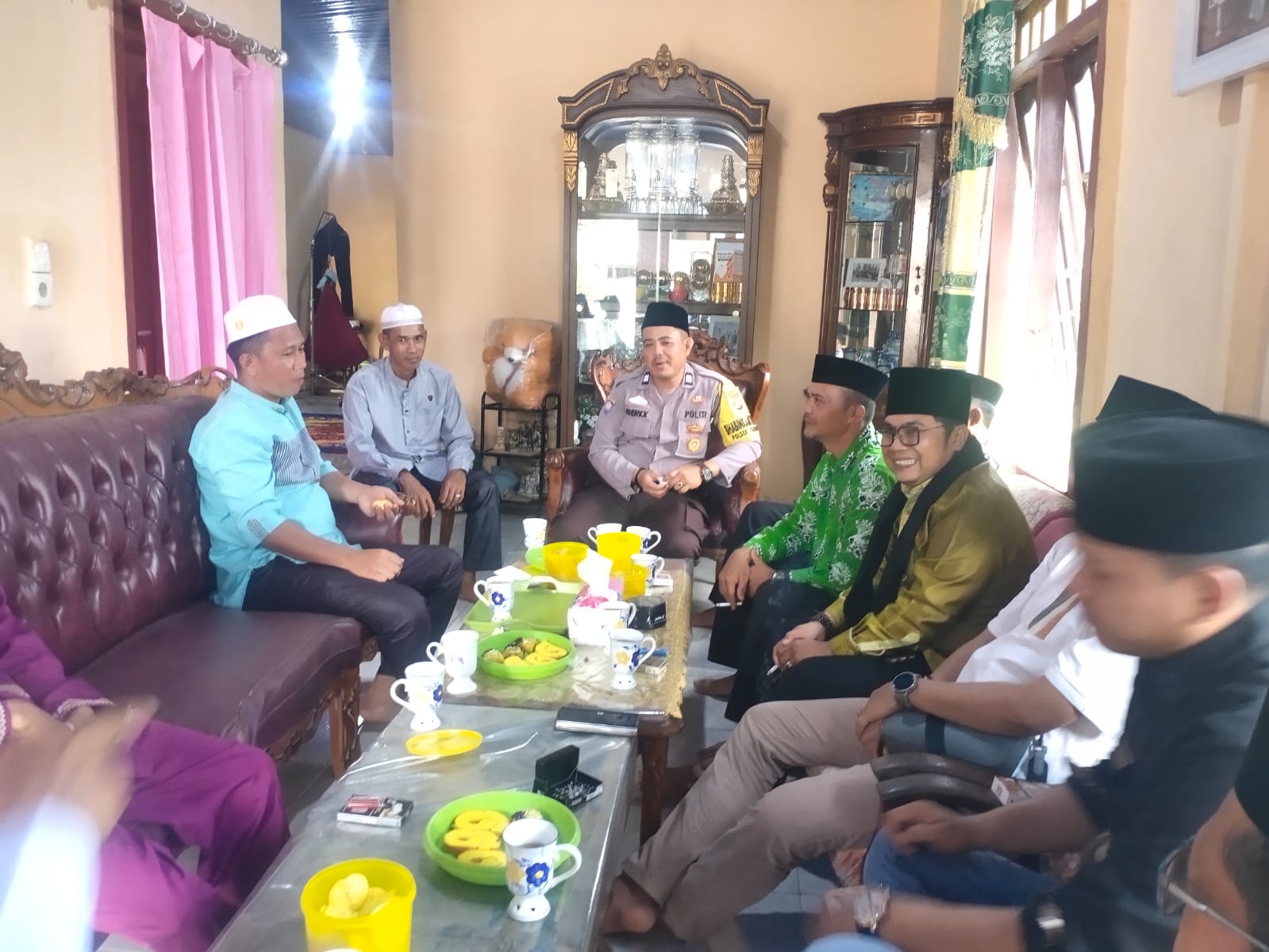 Cooling System Polsek Keritang, Silaturahmi dan Himbauan Kamtibmas di Desa Nusantara Jaya