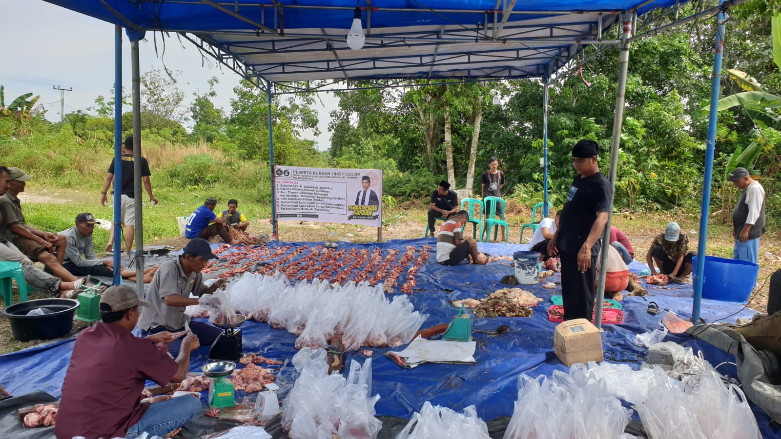 Usai Shalat Idul Adha, Warga Perumahan Bella Mutiara Permai Sembelih Tiga Ekor Sapi Qurban