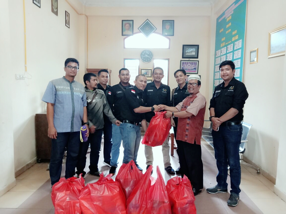 Melangkah di Tahun yang Baru, PWI Pekanbaru Berikan Bantuan ke Panti Asuhan