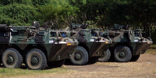 Jaga Jakarta Dari Pendemo Ahok, TNI Terjunkan Panser Tempur Anoa