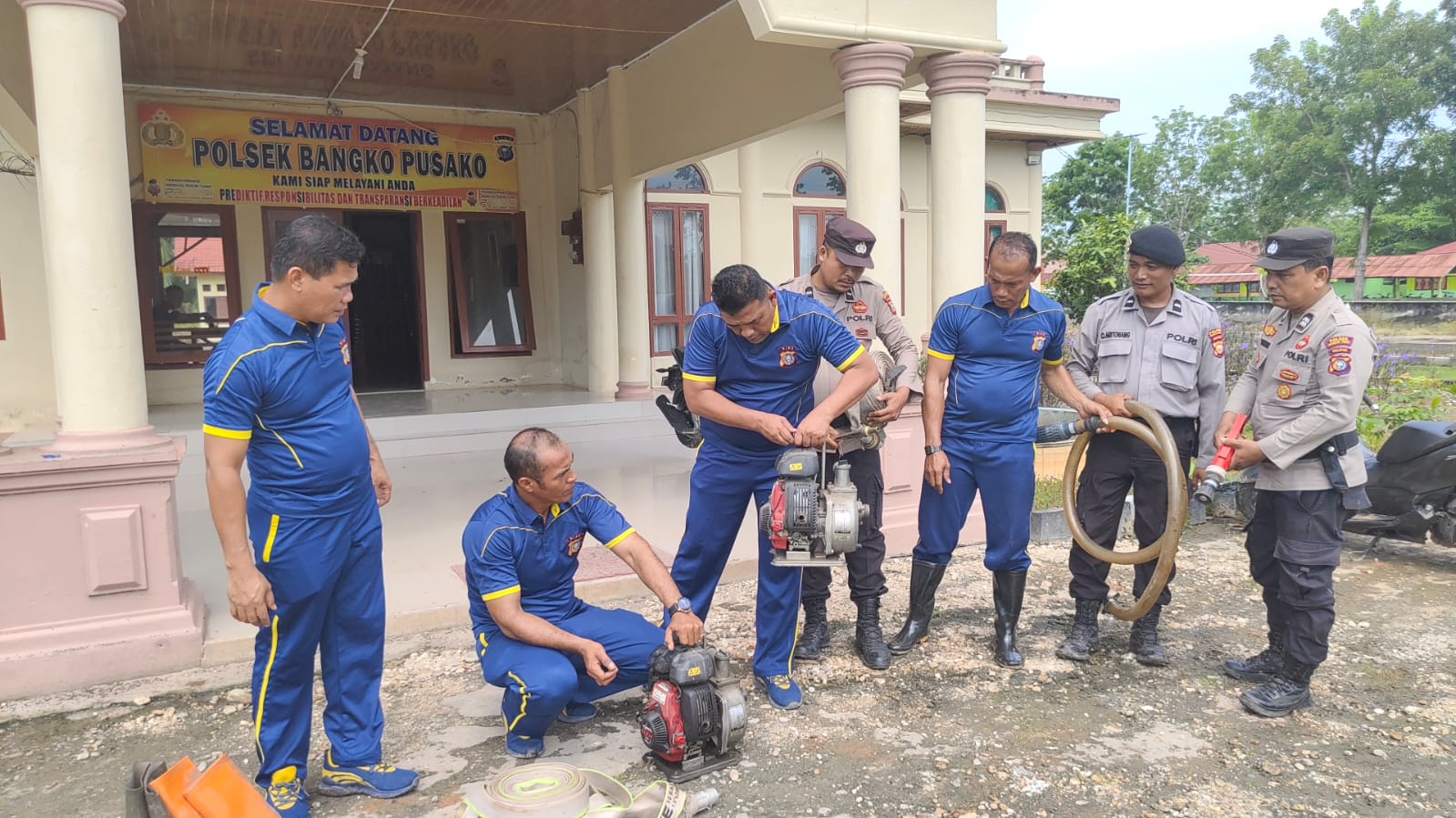 Polsek Bangko Pusako Gelar Apel Siaga dan Pengecekan Peralatan Karhutla