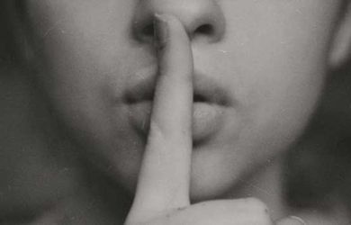 Ini 5 Zodiak yang Pandai Berbohong dan Jangan Mudah Dipercaya