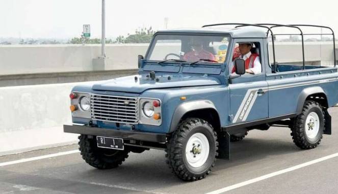 Yuk Intip Harga Pasaran Mobil Defender yang Dipakai Jokowi