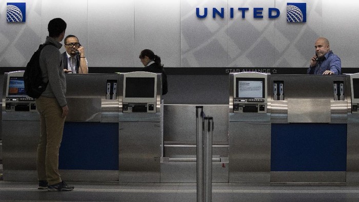 Begini Horornya Kesaksian Penumpang soal Mesin Boeing 777 Terbakar di Udara