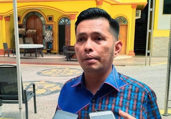 DPRD Pekanbaru Desak Pemko Tertibkan Kabel Fiber Optik yang Semrawut