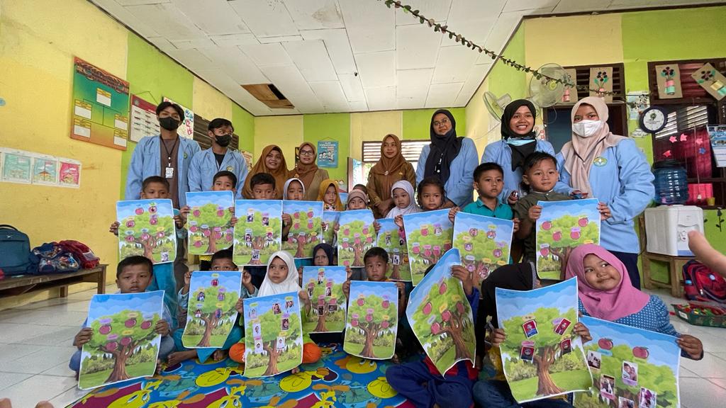 Serunya Belajar Bareng Mahasiswa Kukerta UR