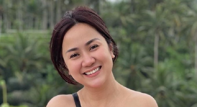 Tante Ernie Berani Tampil Polos Makin Gemesin