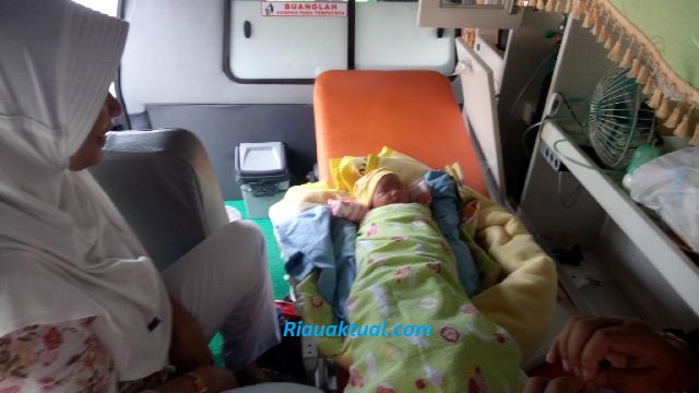 Warga Sukoharjo Bengkalis Dihebohkan Penemuan Bayi dengan Tali Pusar masih Melekat