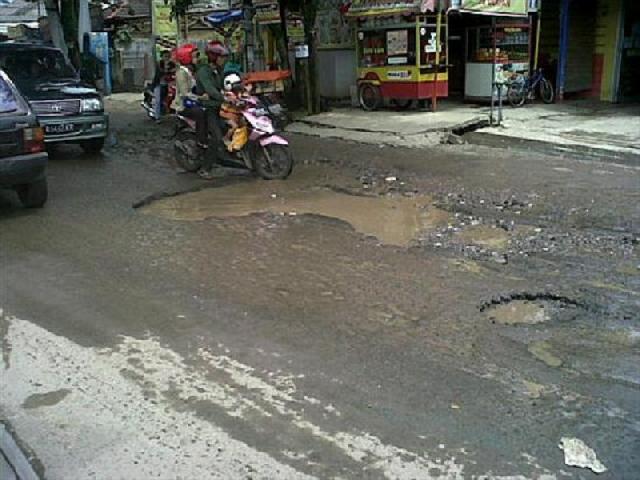 Tidak Akan ada Lagi Jalan Rusak di Kota Bagansiapiapi