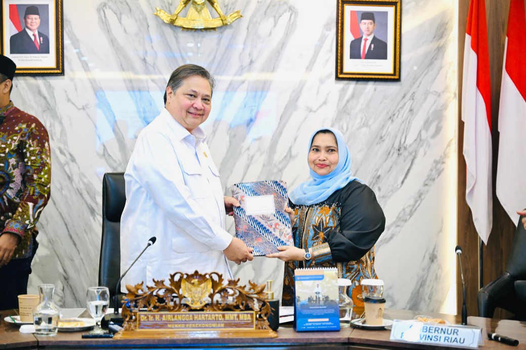 Bupati Bengkalis Usulkan Jembatan, Kawasan Industri, dan KEK Pariwisata ke Menko Perekonomian