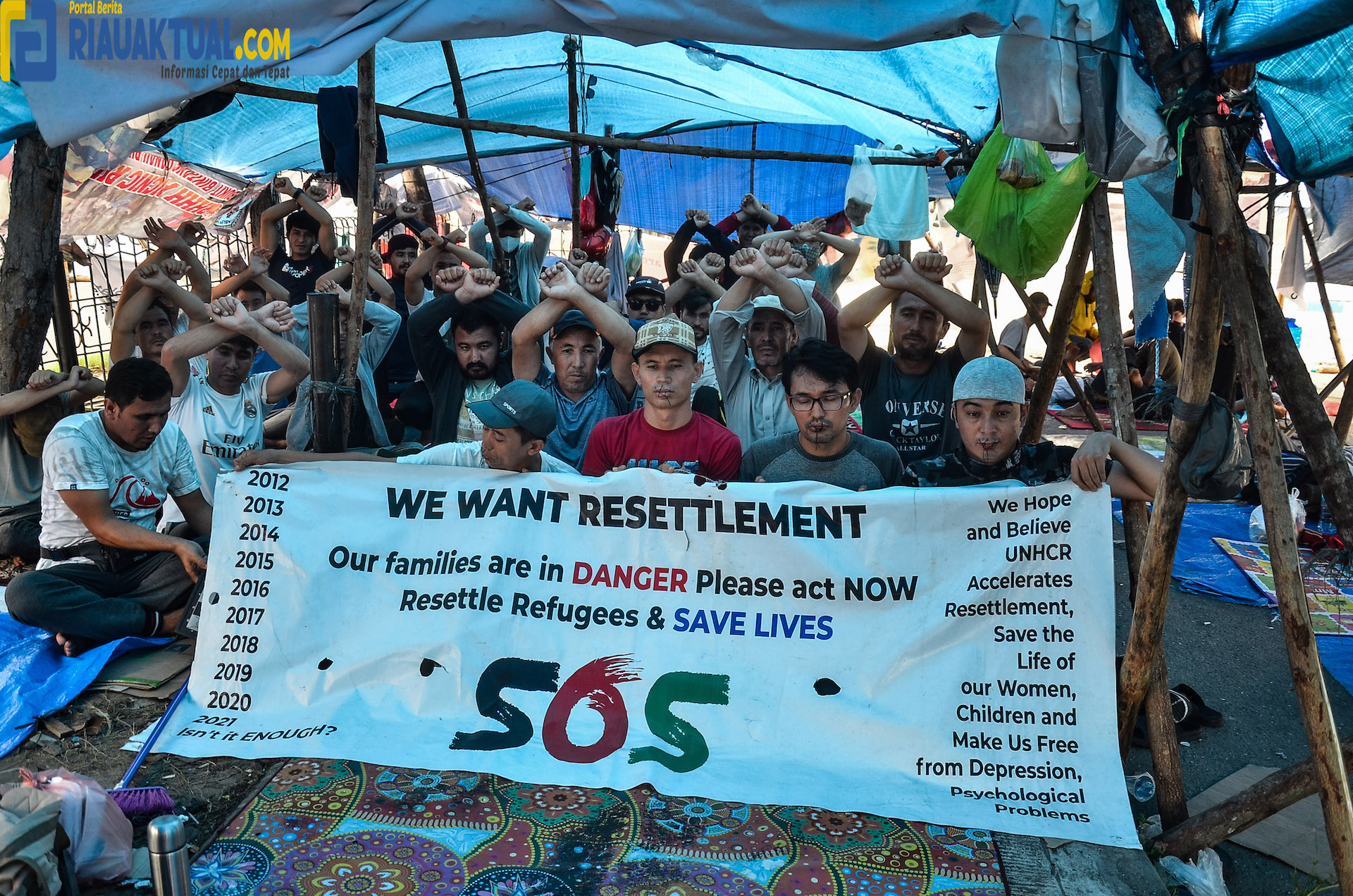 Tuntut Kejelasan Status, Empat Warga Afghanistan Lakukan Aksi Jahit Mulut di Pekanbaru