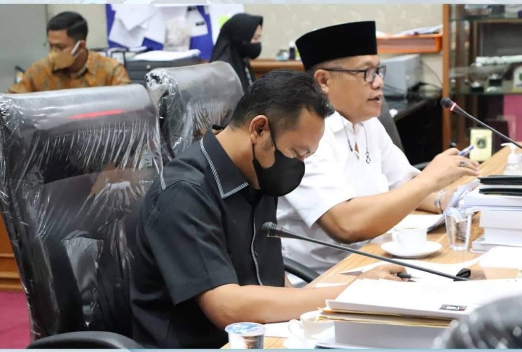 Komisi II DPRD Riau Rapat Dengar Pendapat dengan Beberapa Mitra