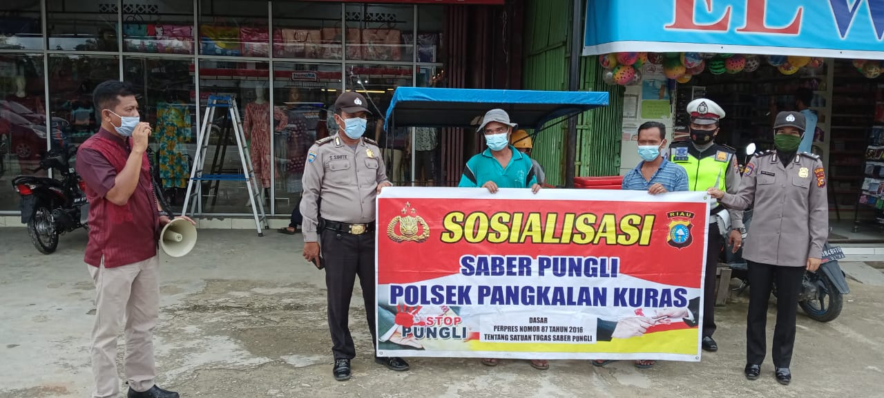 UKL 1 Polsek Pangkalan Kuras Sosialisasikan Sabet Pungli di Pasar Baru Sorek Satu