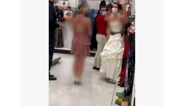 Wanita Ini Datangi Kantor Tunangan Pakai Gaun Pengantin dan Minta Dinikahi