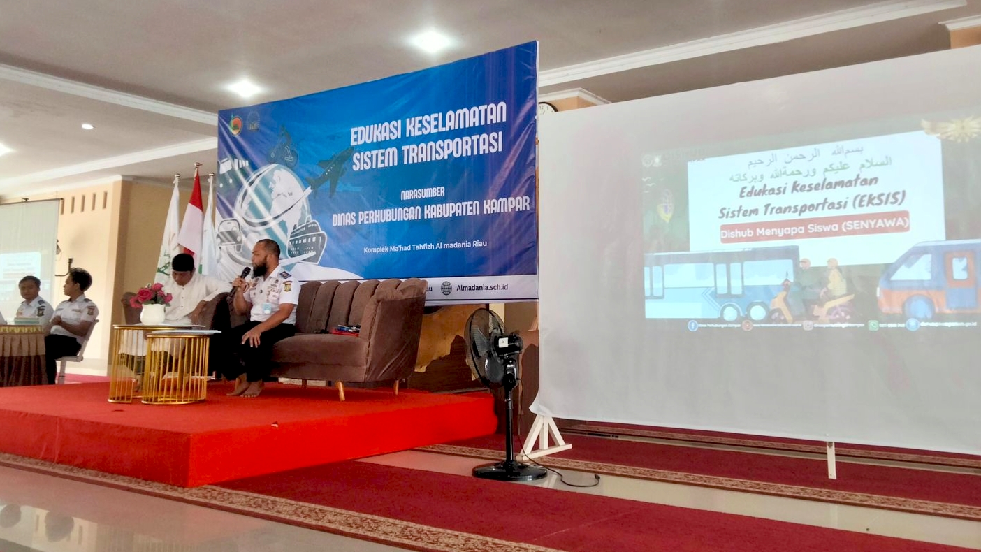 Dishub Kampar Masuk Ponpes, Bekali Santri Edukasi Keselamatan Transportasi
