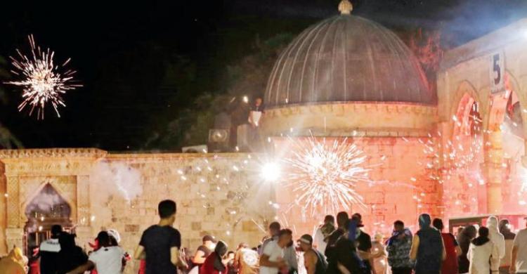 Bombardir Jemaah Taraweh Masjidil Aqsa, Israel Iblis Nyata Di Dunia