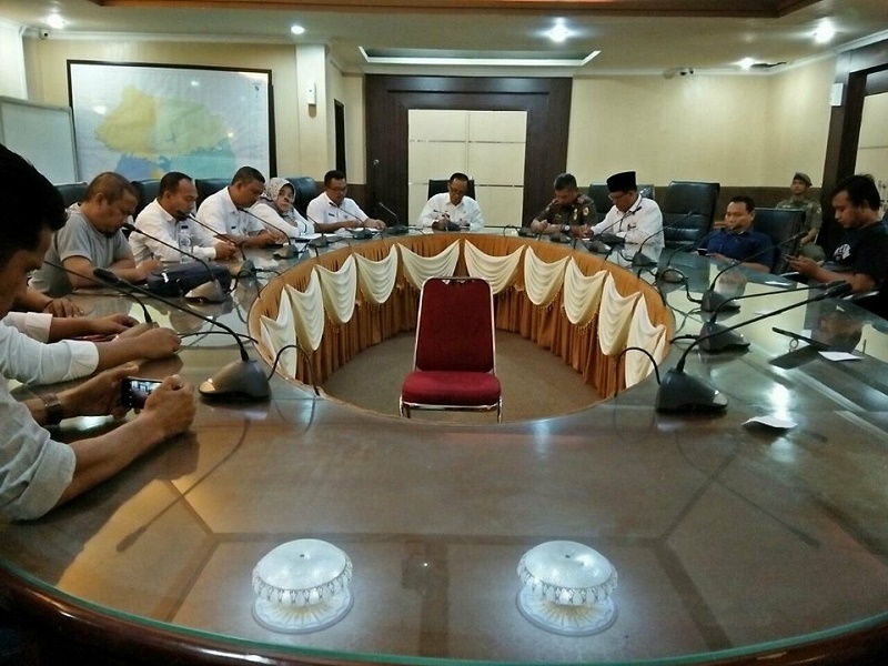 Proyek Belum Dibayar Puluhan Kontraktor Datangi Kantor Walikota Pekanbaru