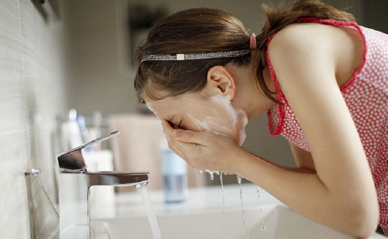 Berikut 5 Cara Merawat Kulit Sensitif, Simak Yuk!