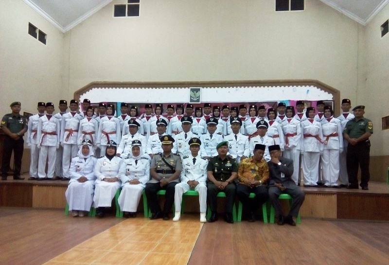 Pengukuhan Paskibra Kecamatan Mandau Berjalan Hikmat