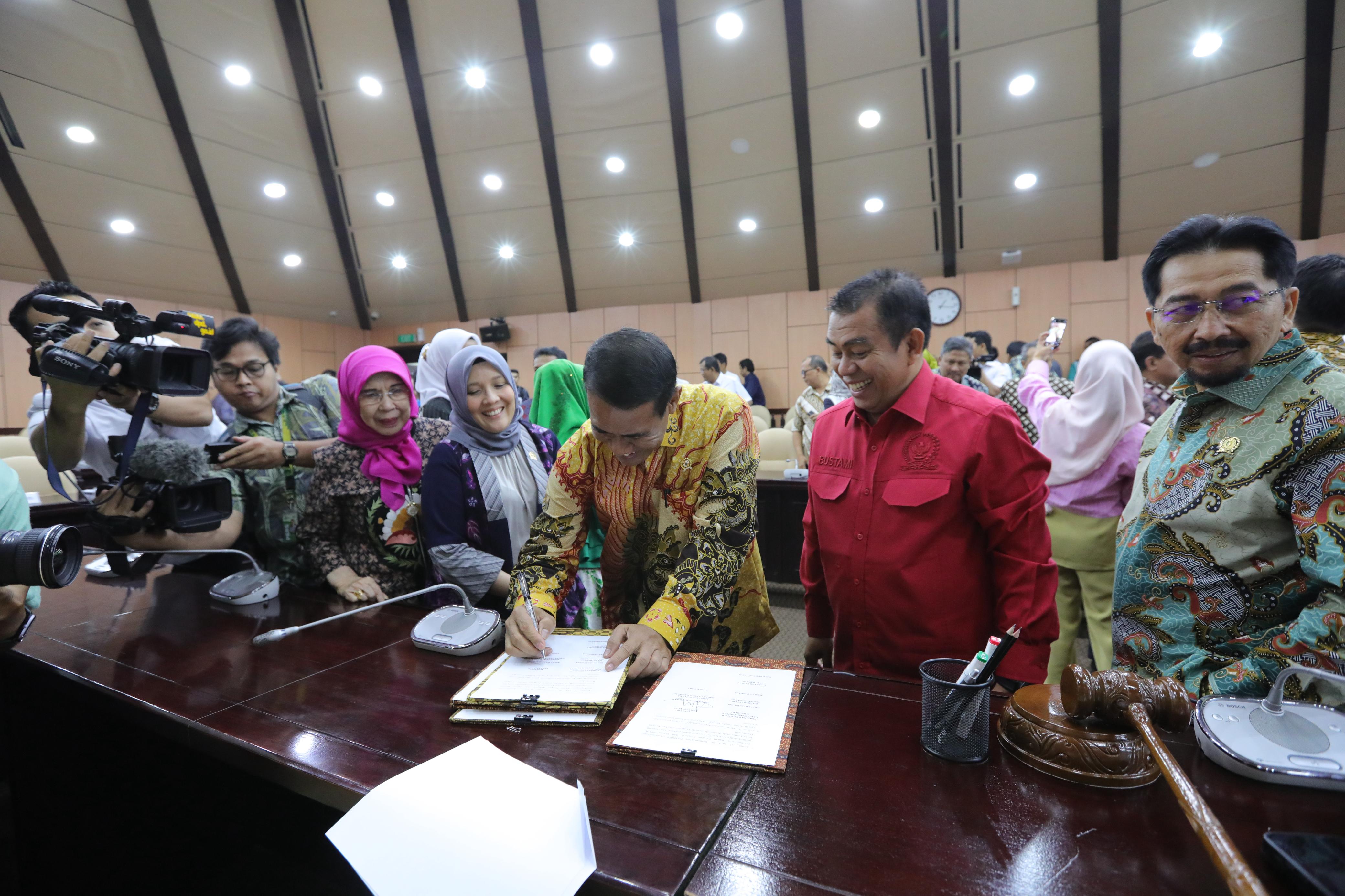 Komite II DPD RI Panggil Menteri Pertanian dan Pihak Terkait untuk Dorong Stabilitas Harga Pangan